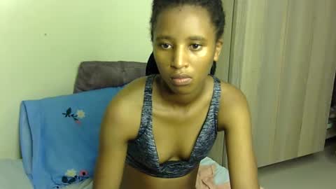 Snapshot of rellings_maya chatting on 01/17/25, 05:53 rellings-maya online show from 01/17/25, 05:53