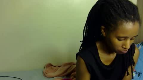 Snapshot of rellings_maya chatting on 01/19/25, 10:50 rellings-maya online show from 01/19/25, 10:50