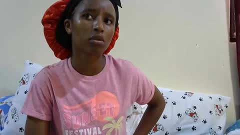 Snapshot of rellings_maya chatting on 09/16/25, 04:02 rellings-maya online show from 09/16/25, 04:02