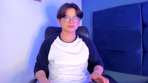 Snapshot of remiblythe chatting on 12/28/24, 08:36 RemiBlythe online show from 12/28/24, 08:36