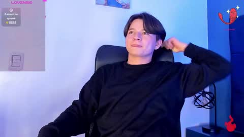 Snapshot of remiblythe chatting on 01/02/25, 07:51 RemiBlythe online show from 01/02/25, 07:51