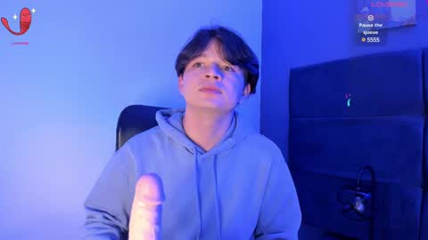 Snapshot of remiblythe chatting on 02/10/25, 08:21 RemiBlythe online show from 02/10/25, 08:21