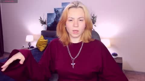 RemiPeach online show from 04/25/26, 04:04