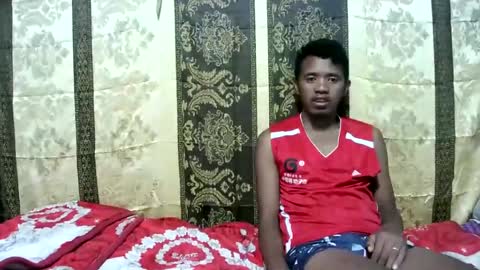 Snapshot of remixstboy chatting on 01/15/25, 06:43 remixstboy online show from 01/15/25, 06:43