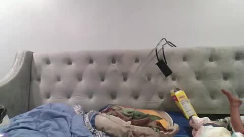 Snapshot of remshotdt chatting on 01/13/25, 01:49 remshotdt online show from 01/13/25, 01:49