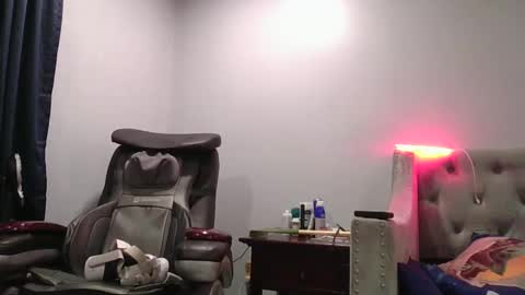 Snapshot of remshotdt chatting on 01/30/25, 05:30 remshotdt online show from 01/30/25, 05:30