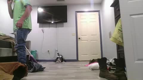 Snapshot of remshotdt chatting on 03/06/25, 07:36 remshotdt online show from 03/06/25, 07:36