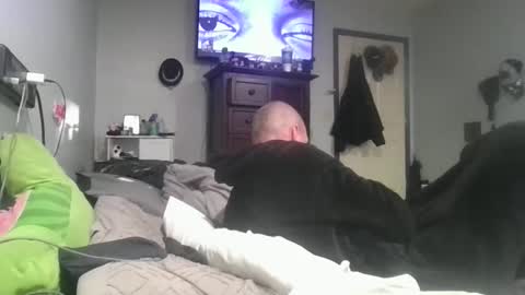 Snapshot of remshotdt chatting on 11/11/25, 06:35 remshotdt online show from 11/11/25, 06:35