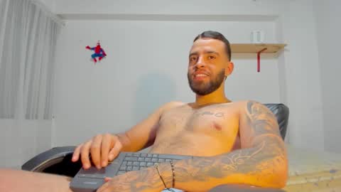 Rmy Steen online show from 10/22/25, 02:12