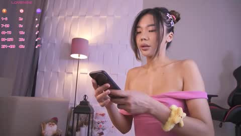 Ren online show from 12/18/25, 02:50