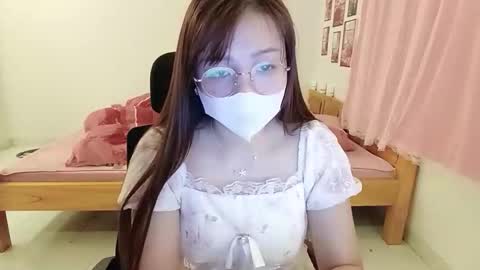 rena8386 online show from 03/10/26, 12:43