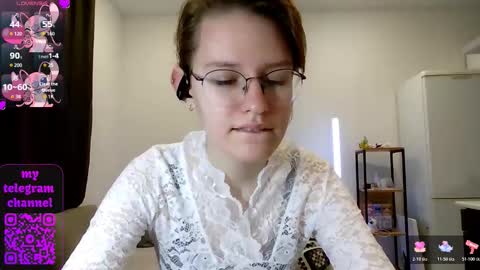 Claire online show from 03/21/26, 06:44