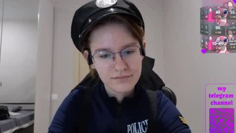 Claire online show from 04/01/26, 06:49