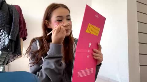 Snapshot of renaebobsin chatting on 02/20/26, 06:26 Katerina online show from 02/20/26, 06:26