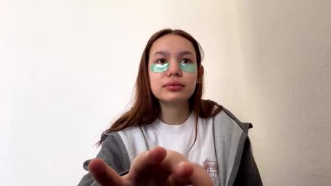 Snapshot of renaebobsin chatting on 02/22/26, 05:08 Katerina online show from 02/22/26, 05:08