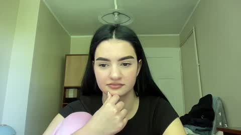 Renata online show from 06/23/26, 12:36