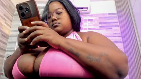 Snapshot of renatafoxter chatting on 03/31/26, 11:32 nataly online show from 03/31/26, 11:32