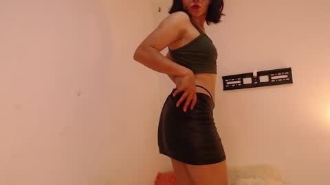 renataj online show from 10/21/25, 09:15