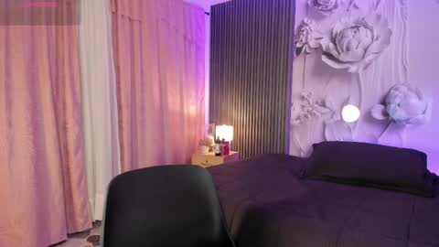 Renata online show from 04/23/26, 04:35