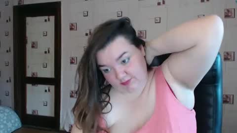 Snapshot of renataoia chatting on 12/16/24, 12:06 renataoia online show from 12/16/24, 12:06