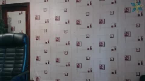 Snapshot of renataoia chatting on 01/31/25, 12:29 renataoia online show from 01/31/25, 12:29