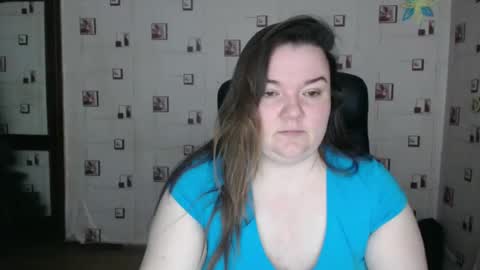 Snapshot of renataoia chatting on 02/21/25, 06:15 renataoia online show from 02/21/25, 06:15