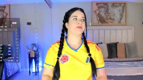      online show from 06/23/26, 12:03