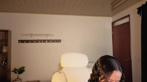 renaxi_smith online show from 01/18/26, 08:23