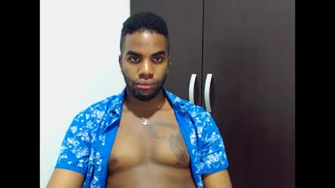 Snapshot of rene_hotman chatting on 10/16/25, 10:33 Rene online show from 10/16/25, 10:33