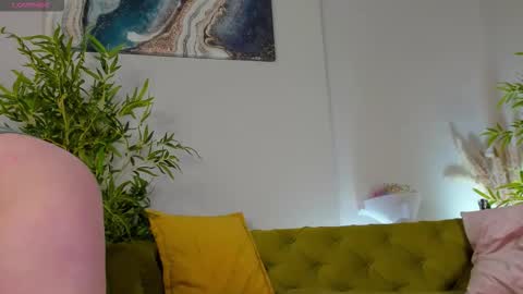 rene_shine online show from 11/15/25, 09:28