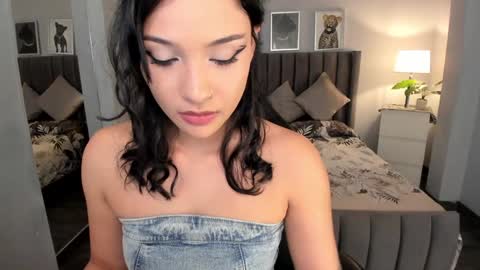 Renee Shelby online show from 01/06/25, 03:51