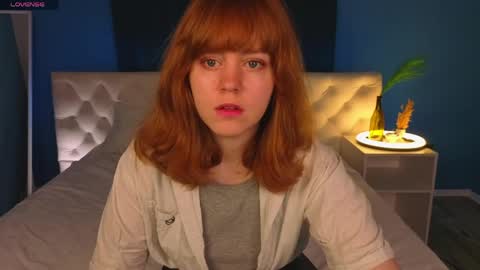 reneefoxy_ online show from 06/07/26, 12:59