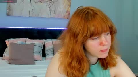 reneefoxy_ online show from 06/10/26, 01:06