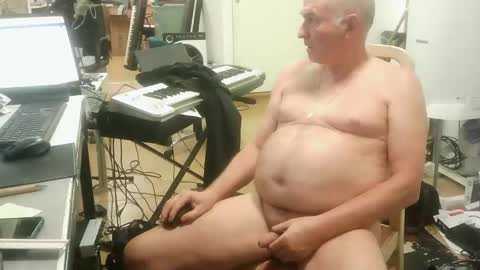 Snapshot of renefr chatting on 09/15/25, 09:48 renefr online show from 09/15/25, 09:48