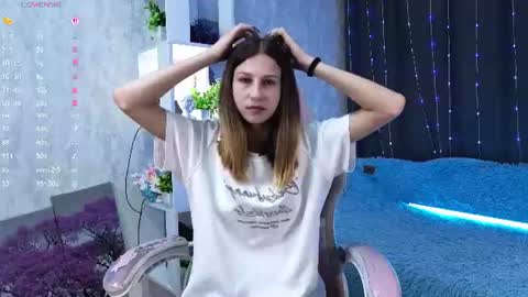 Snapshot of renettaschmeling chatting on 07/01/26, 05:12 Christina online show from 07/01/26, 05:12