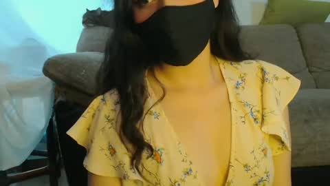 reni_tendress online show from 10/09/25, 04:16