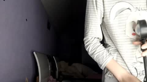 Eva online show from 04/29/26, 08:26