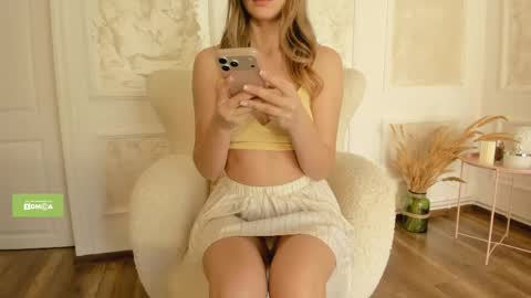 Rennatha online show from 04/23/26, 09:19