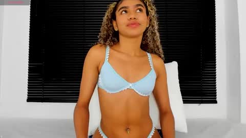  Renata  online show from 09/22/25, 11:56