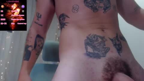 Snapshot of rennesanti chatting on 02/28/25, 09:58 R E N E online show from 02/28/25, 09:58