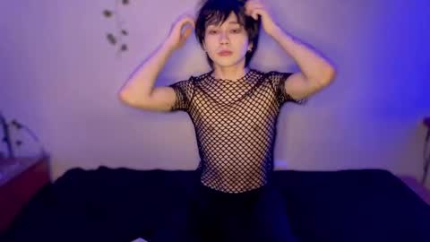 Snapshot of rennuts chatting on 12/08/24, 09:19 rennuts online show from 12/08/24, 09:19