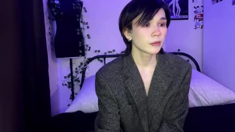 Snapshot of rennuts chatting on 02/05/25, 09:50 rennuts online show from 02/05/25, 09:50