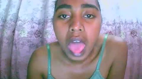 Rephaleta online show from 09/25/25, 11:03