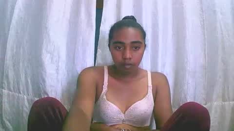 Rephaleta online show from 10/28/25, 11:47