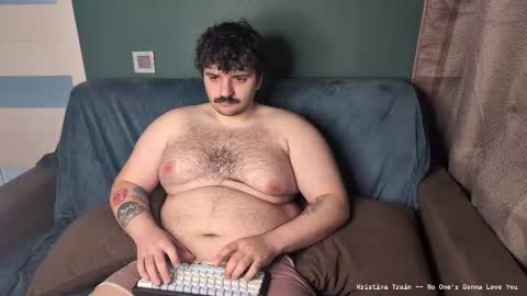 Snapshot of repmah chatting on 03/04/25, 07:08 My name is Repmah help me to get 50 thumb-up online show from 03/04/25, 07:08