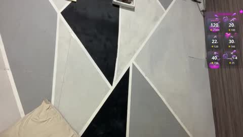 HAZEL online show from 03/27/26, 08:26