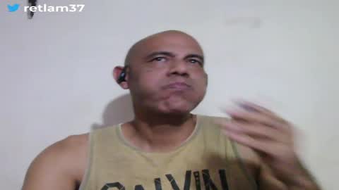 Snapshot of retlam37 chatting on 05/01/26, 03:11 Walter online show from 05/01/26, 03:11