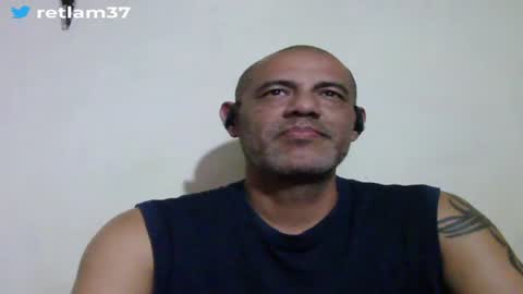 Snapshot of retlam37 chatting on 05/20/26, 04:07 Walter online show from 05/20/26, 04:07