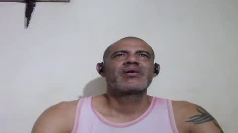 Snapshot of retlam37 chatting on 05/28/26, 04:32 Walter online show from 05/28/26, 04:32