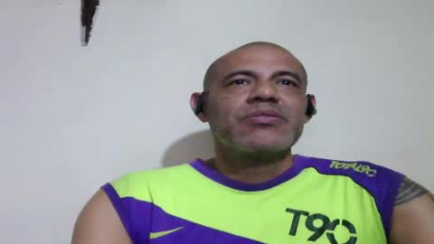 Snapshot of retlam37 chatting on 06/01/26, 04:25 Walter online show from 06/01/26, 04:25